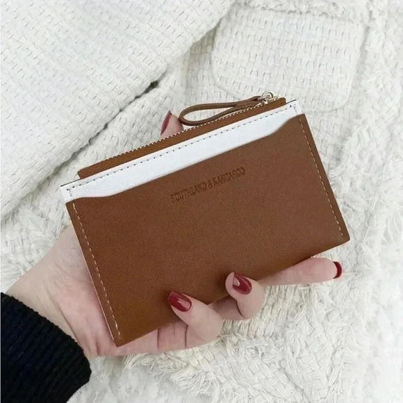 Handbags - ⚠️Clearance Brown And White Slim Cardholder / Wallet
